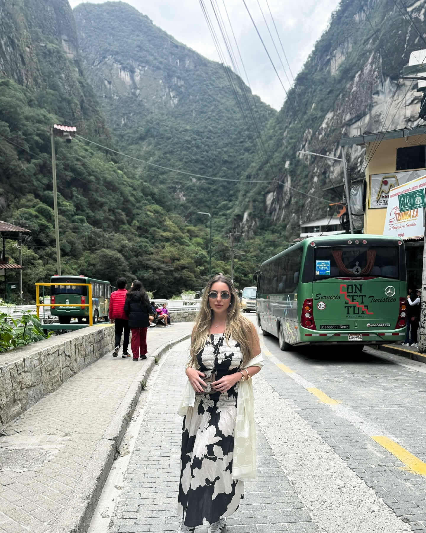 bus aguas calientes