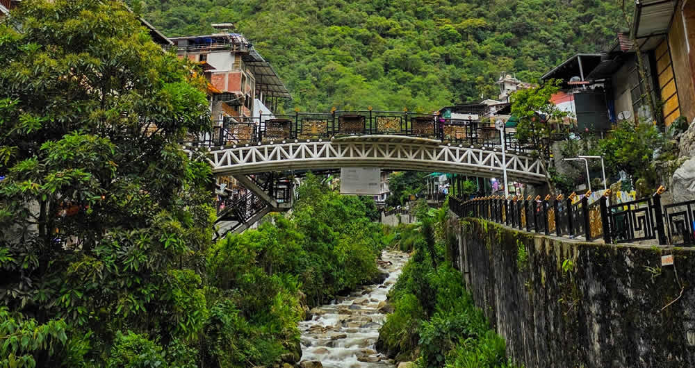 ollantaytambo to aguas calientes